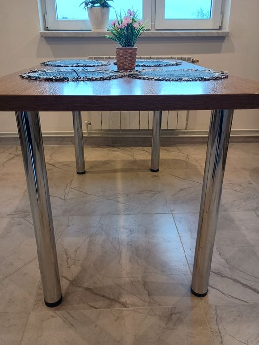 Sprzedam stół kuchenny