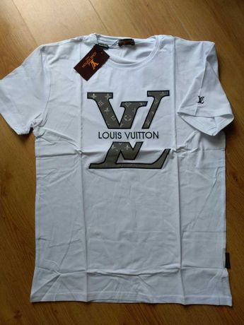 Koszulka z wyszytą aplikacją i napisem LOUIS VUITTON XXL szer. 56cm