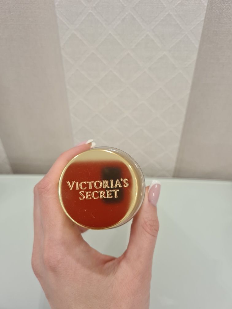 Спрей з шимером Victorias secret