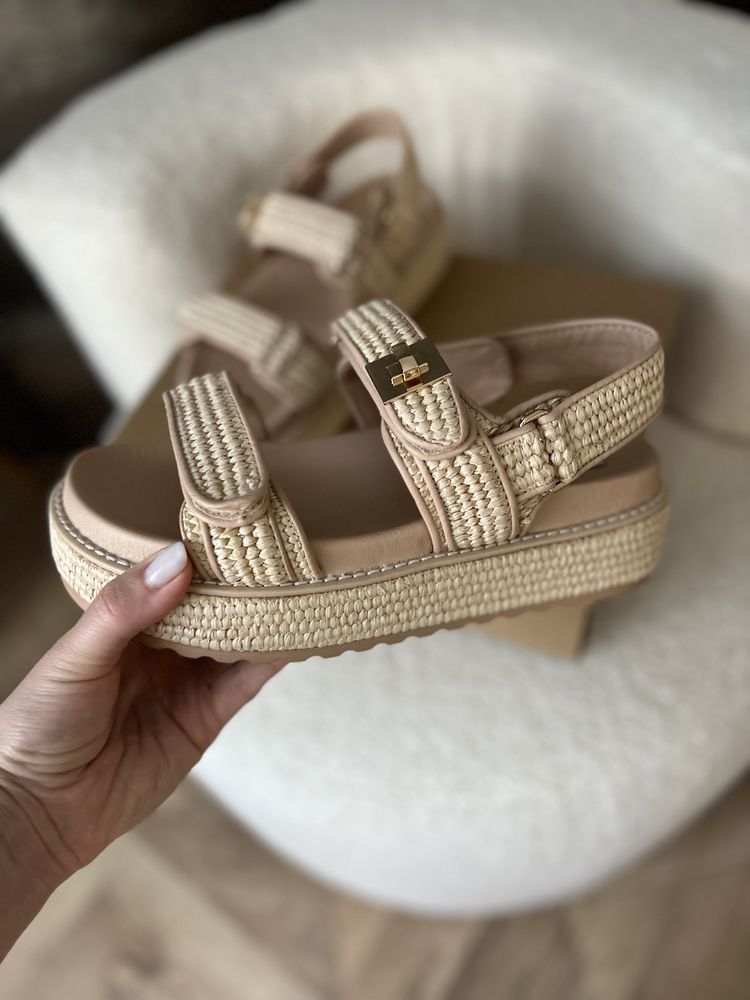 Босоніжки  Steve Madden 36,5