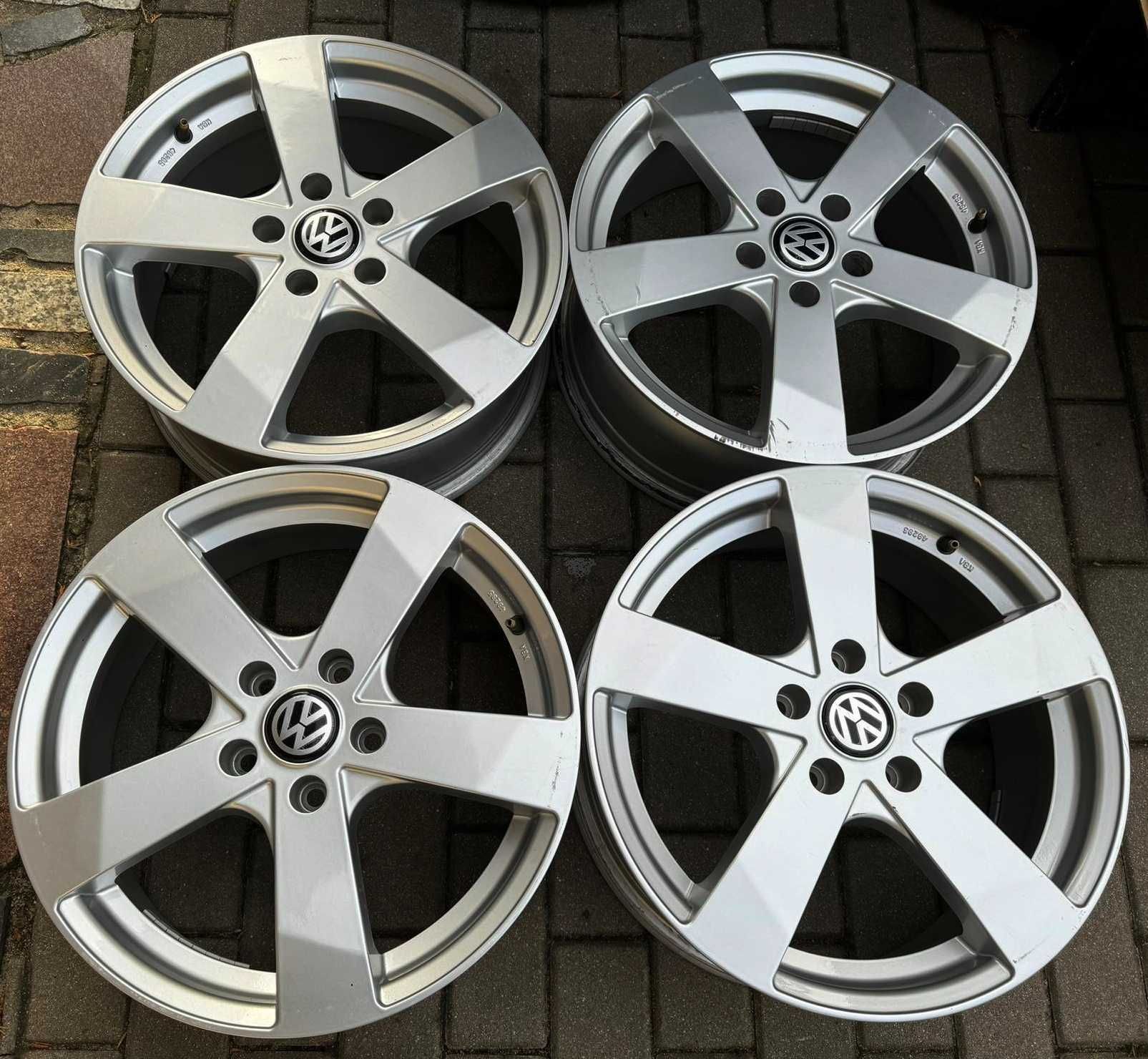 Alufelgi 5x112 r17 VW Passat Golf Touran Tiguan Caddy Sharan Jetta 94#