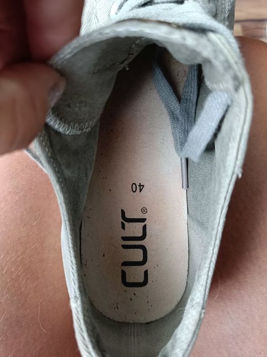 Trampki Cult 40 zadbane