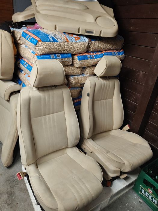 Sprzedam fotele Alfa Romeo