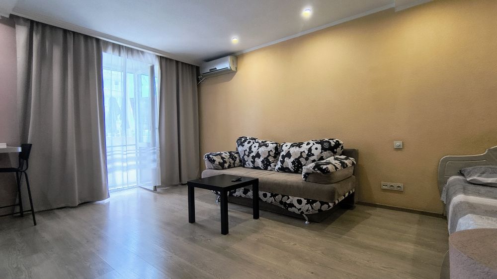 Подобова оренда квартир пр.Науки, НеоПлаза, поліклініка МВС, Мечникова