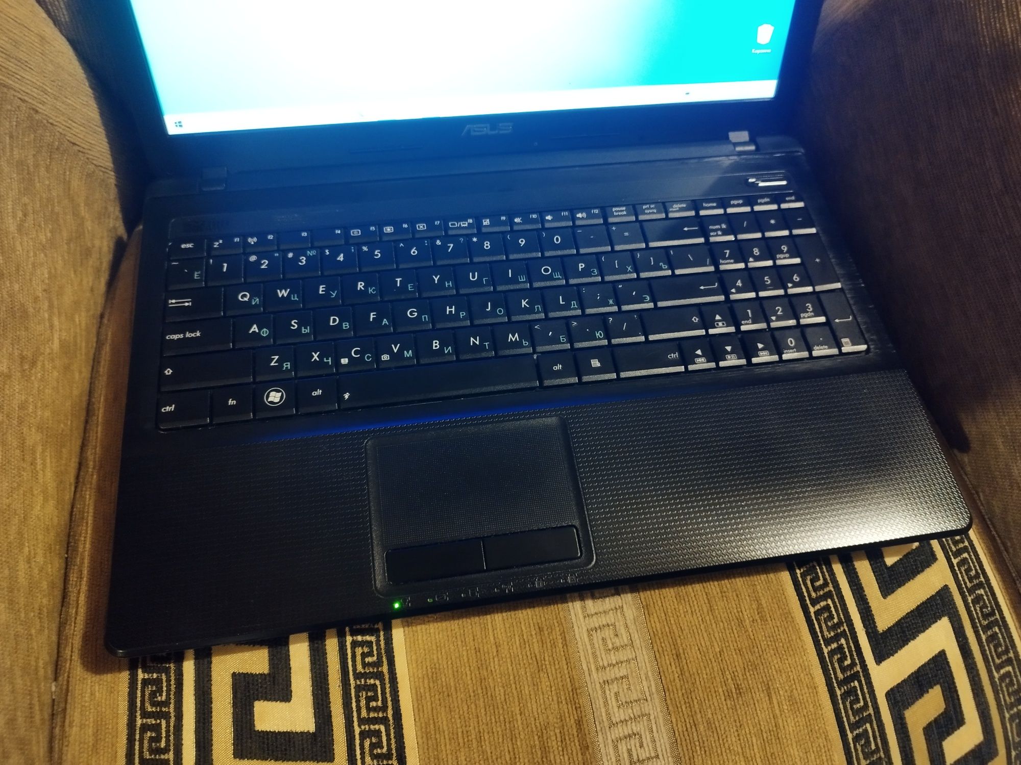 Ноутбук Asus X54C