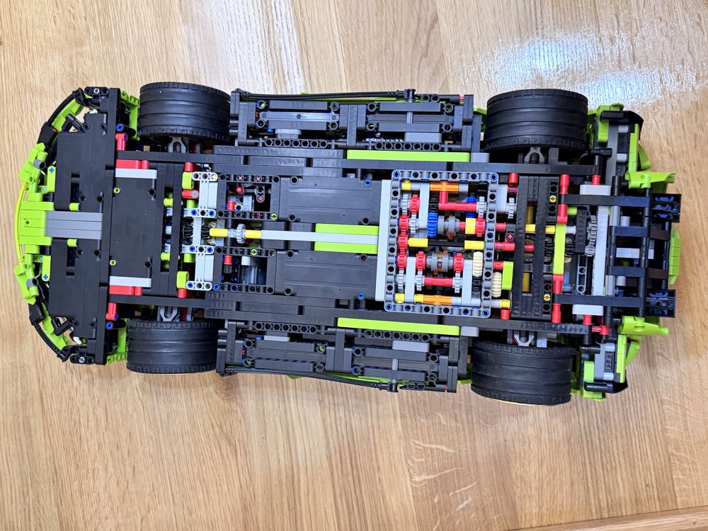 АКЦІЯ Lego Lamborghini sian