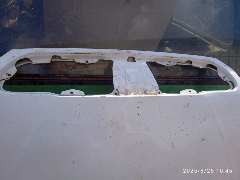 Продам капот на daewoo lanos