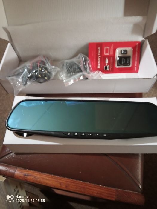 Rejestrator samochodowy nowy