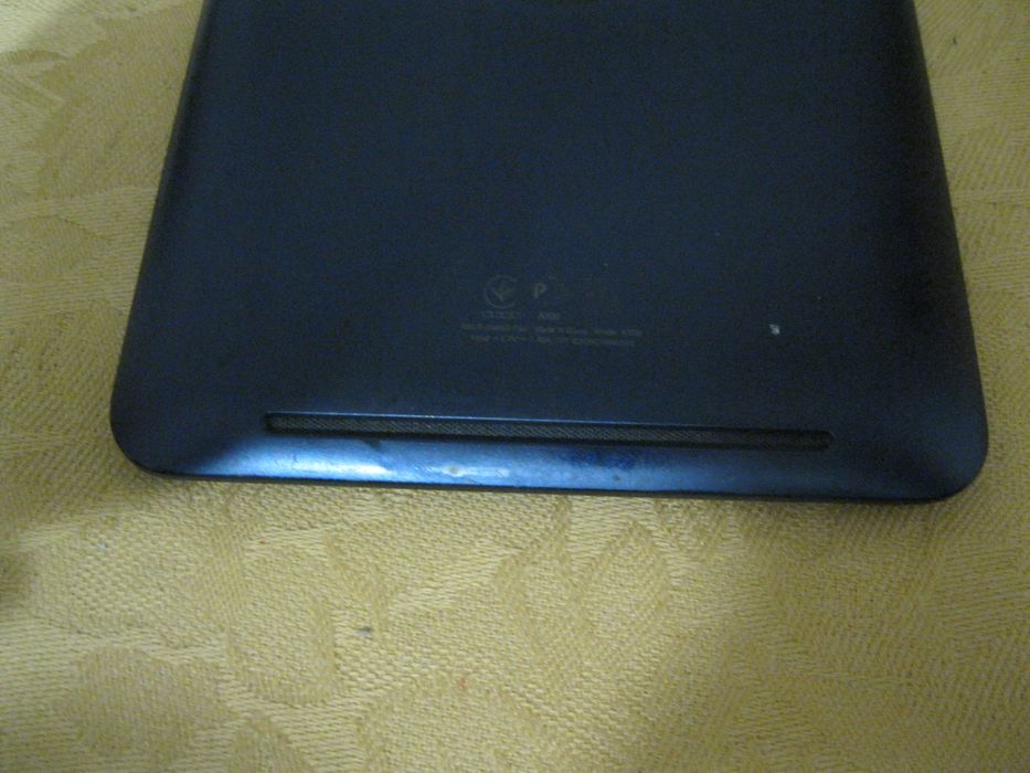 Планшет ,,ASUS MEMO Pad HD7"