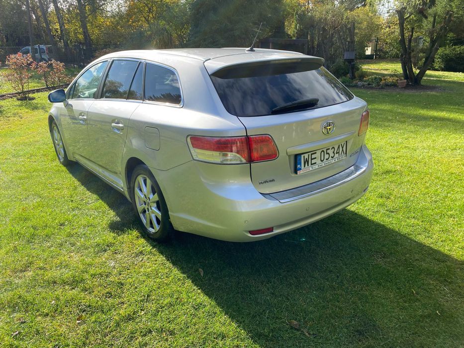 Toyota Avensis T27 kombi 2010