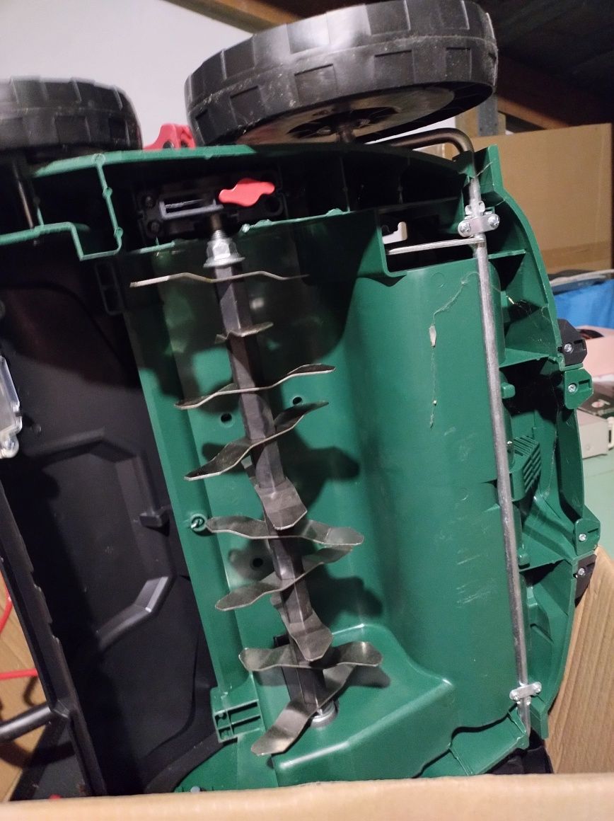Wertykulator Aerator elektryczny Parkside