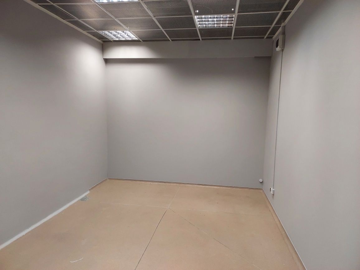 Sprzedam box 14 m2 na bałuckim rynku