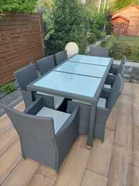 Stół ogrodowy i 8 krzeseł