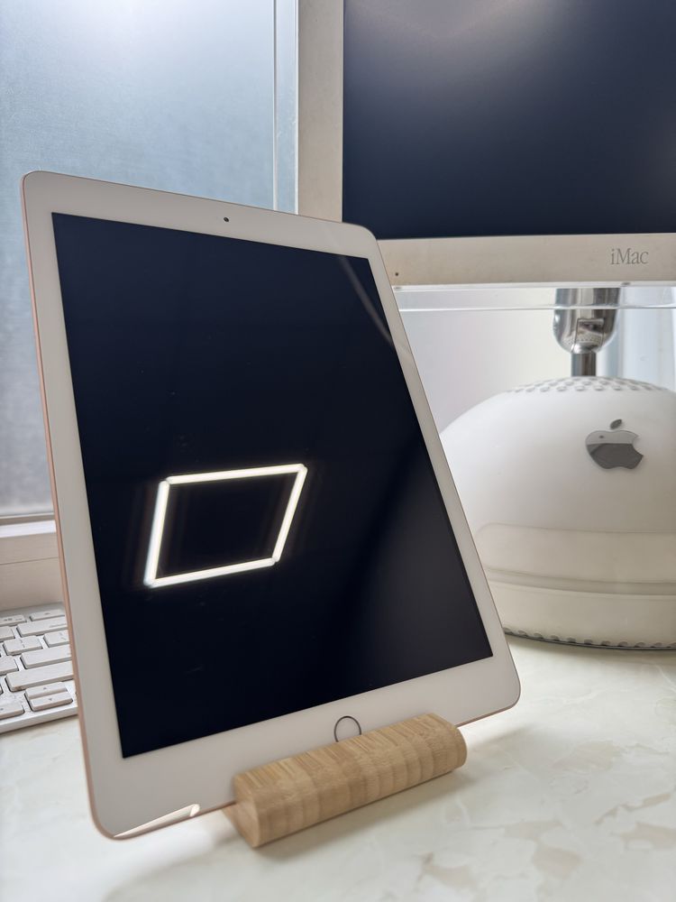 ipad 6 9.7 32Gb WiFi Gold Прекрасний стан, без ремонтів, рідний АКБ!