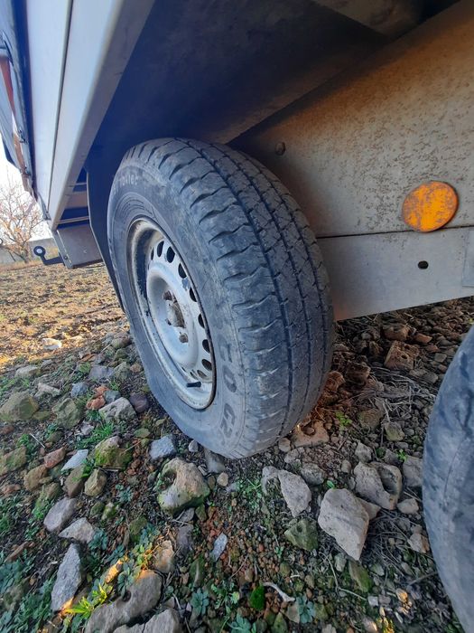 Преміум-причіп 4.2 м – німецька якість для ваших перевезень!