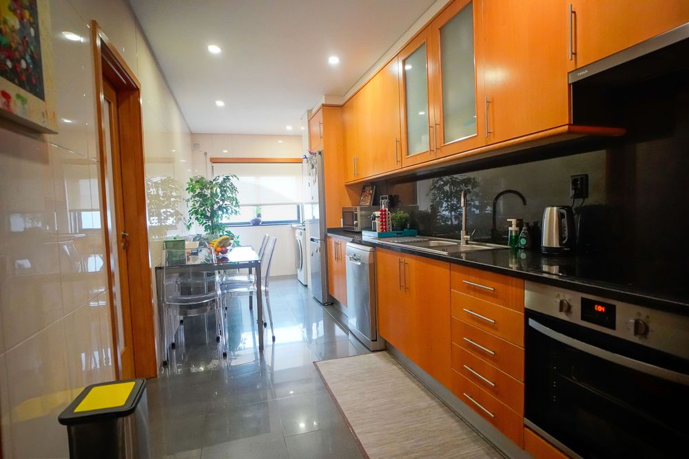 Apartamento t3 à venda na Rua Padre Armando Lira, 82