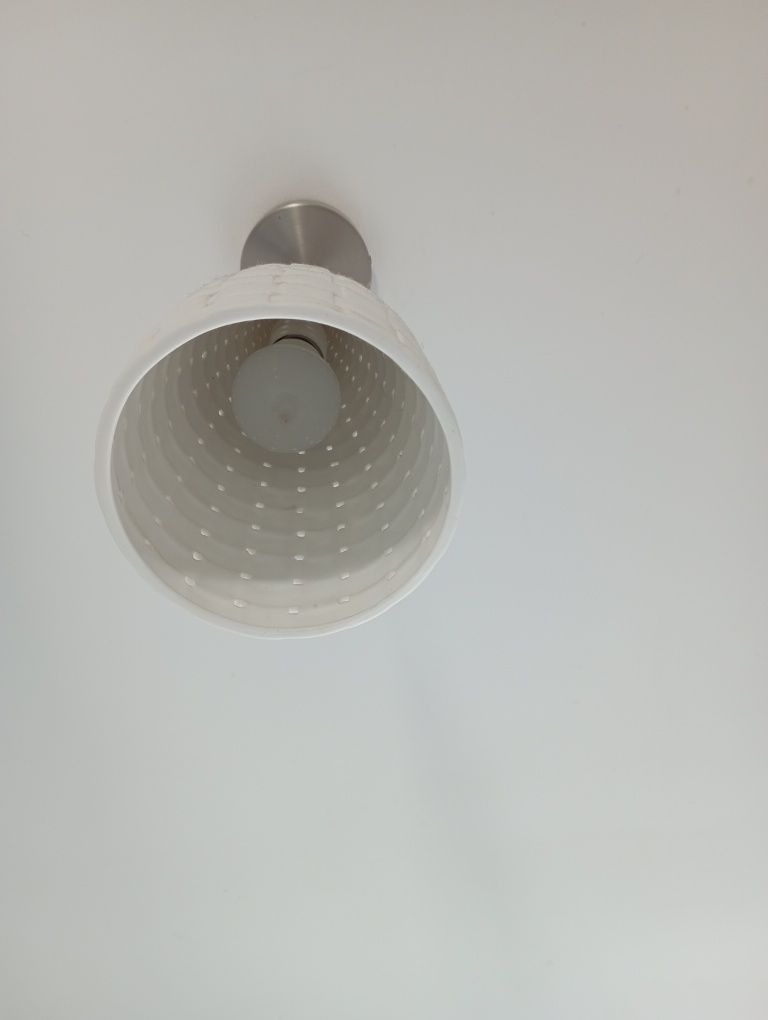 Lampa sufitowa biała