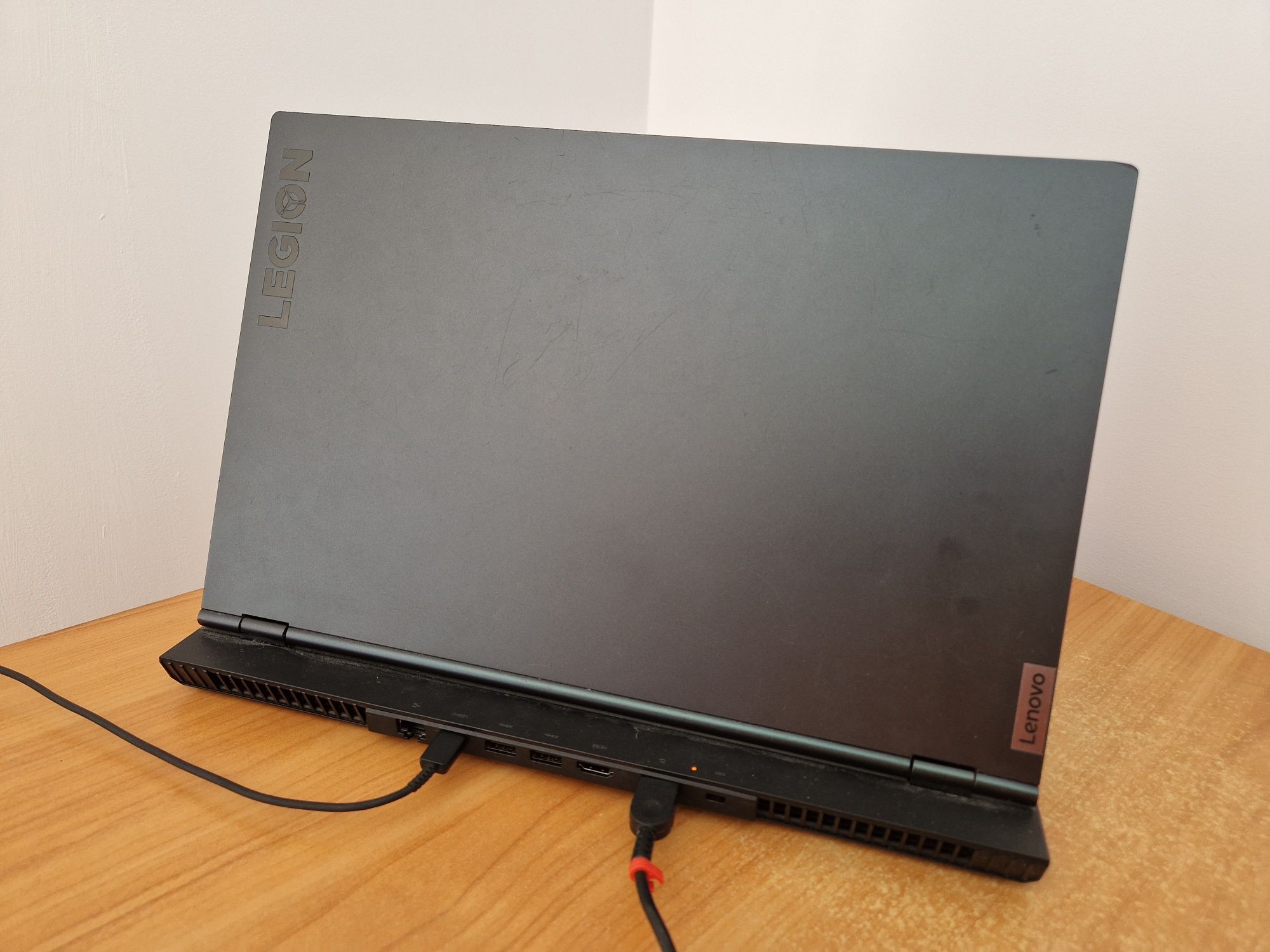 Laptop Lenovo Legion 5 Win11 16GB RAM 512GB SSD Ryzen 5 120hz