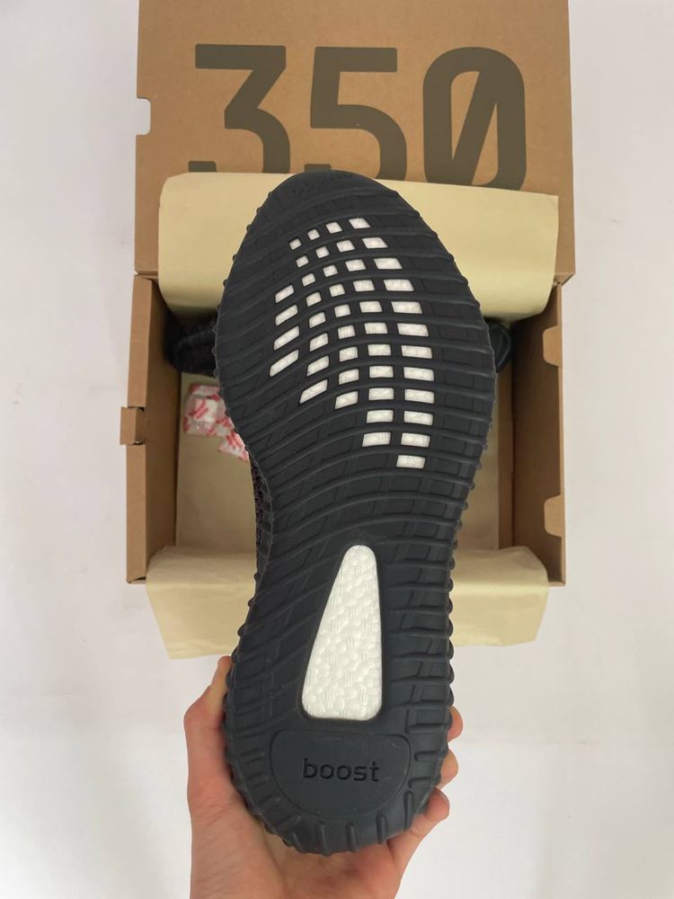 Yeezy boost 350 V2 (оригінал)