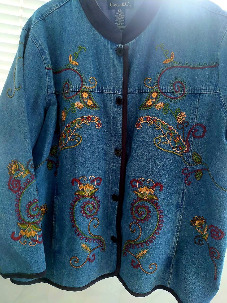 Куртка демі джинсова Casual&Co жакет с узорами в винтажном стиле,р.2XL