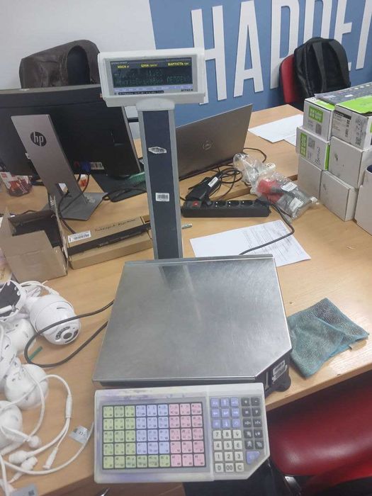 Весы ШтрихПринт б\у