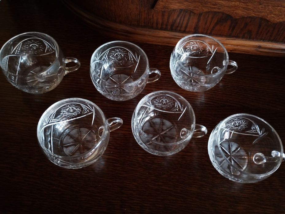 Filizanki kryształowe