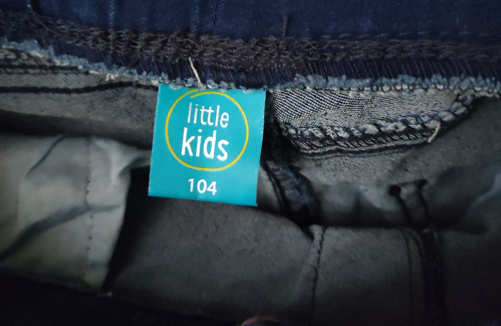 Spodnie dla chłopca r.104-Nowe