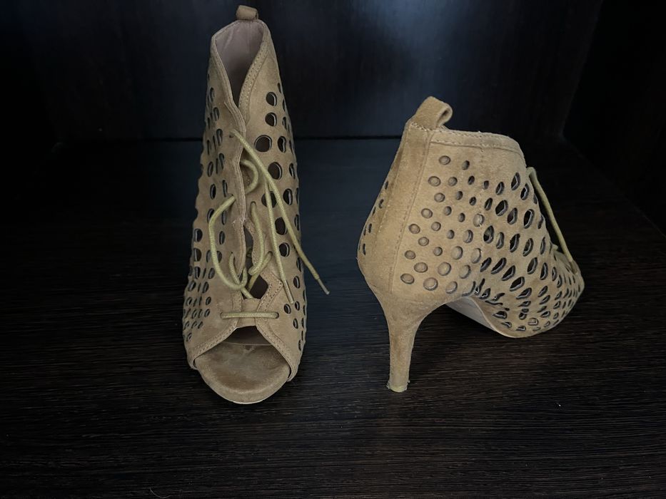 Sandália salto alto várias marcas