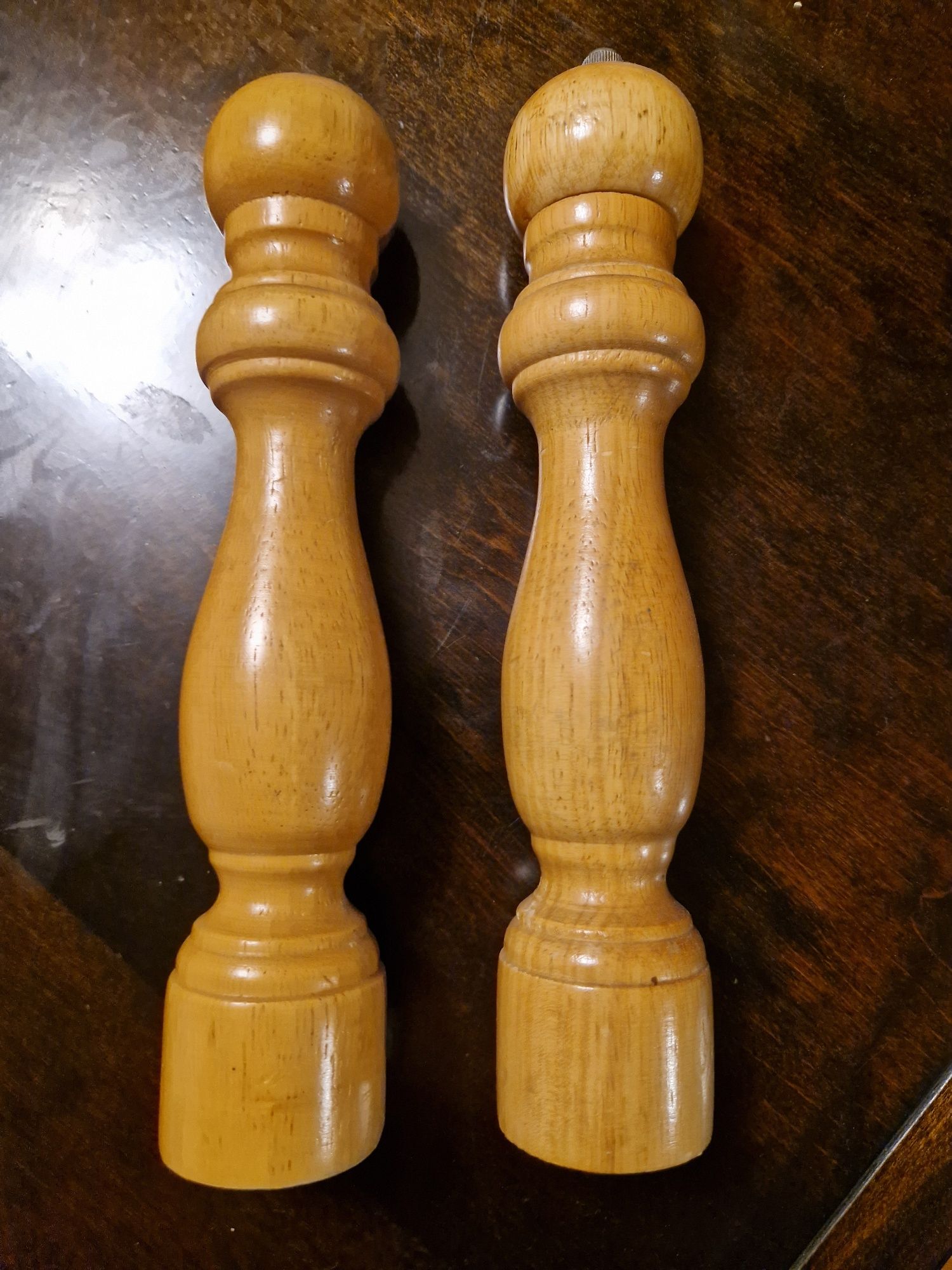 Młynek do soli i pieprzu drewniany duży wysoki 25 cm drewniany