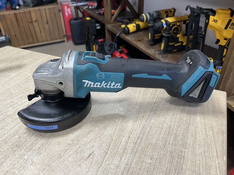 Makita DGA506 / безщіткова болгарка Макіта 18V 125 mm