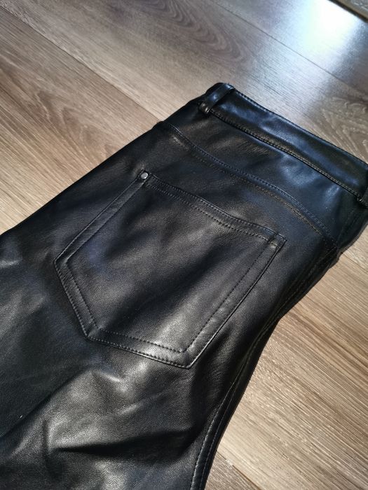 Spodnie skórzane Mohito