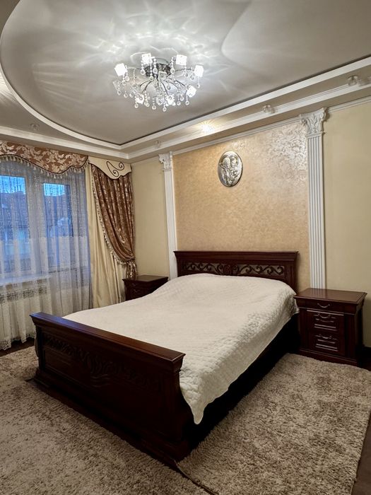 Продаються спальні меблі у відмінному стані!