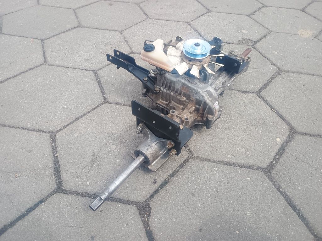 Kosiarka traktorek skrzynia hydro mtd yard Man gutbrod bolens cub cade