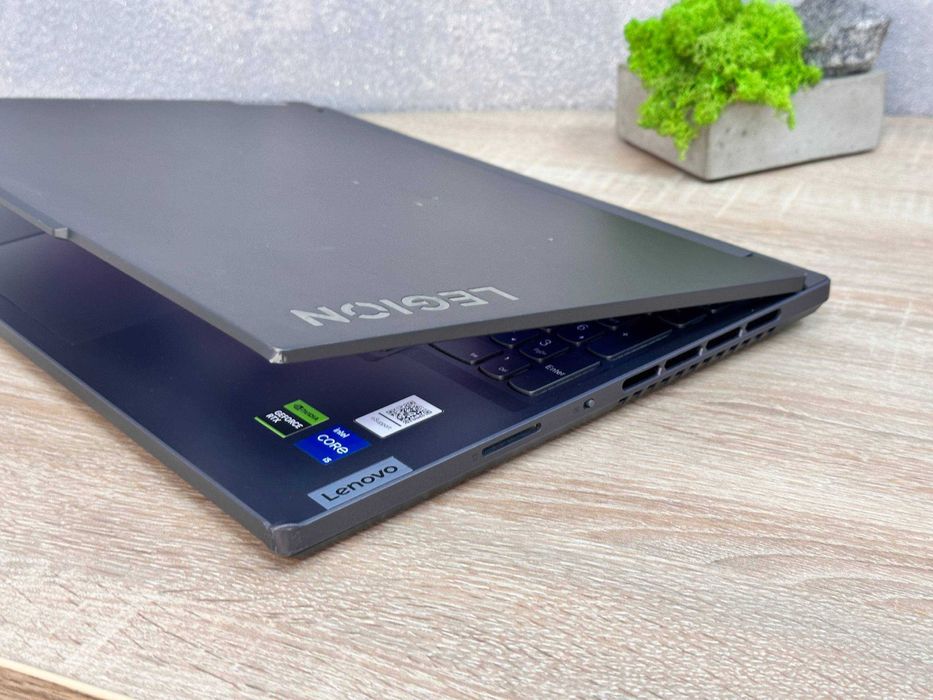 Ноутбук Lenovo Legion Slim 5 16 2.5K i5-12450H/16DDR5/512/RTX 4050 6gB