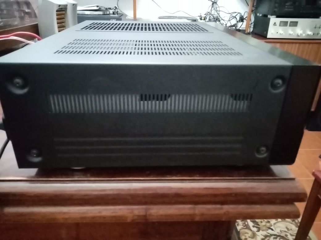 Sansui AU-X517R Amplificador integrado