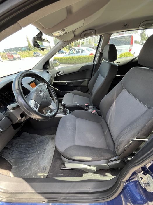 Опель Астра 1,7 дизель 2011