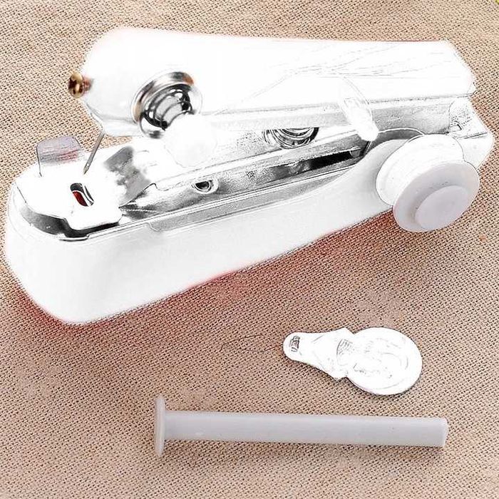 Mini Maszyna Ręczna Szycia Igła Nić Manualna Przenośna Bez Zasilania