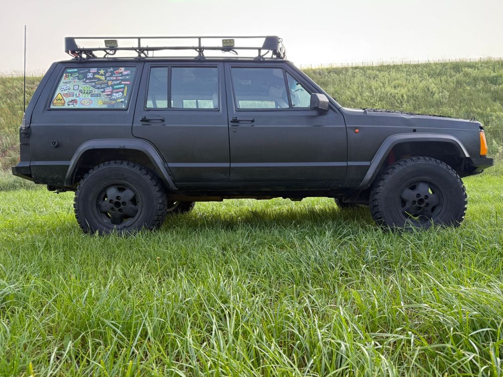 Jeep Cherokee XJ 4.0 LPG Off Road Grand Cherokee Wrangler Terenowy 4x4