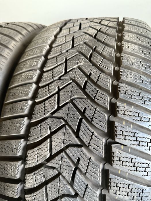 Zimowe opony Dunlop 245/40r18 Jak nowe 9mm 2022r