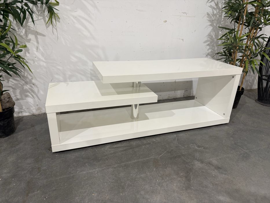 Ładna nowoczesna biała komoda rtv super stan dowóz wysyłka