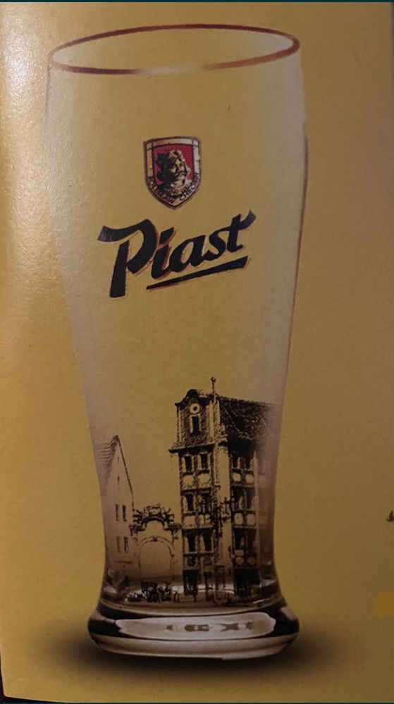 Szklanki PIAST z hologramem.