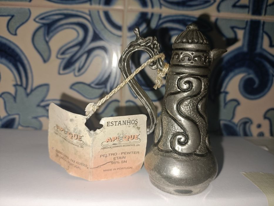 Diversas peças em estanho