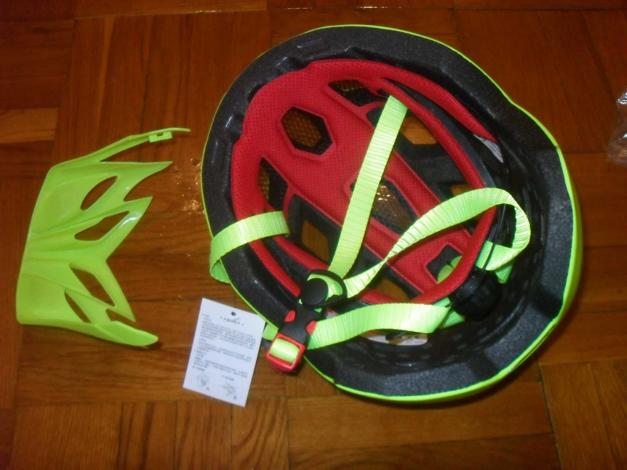 Вело-скейт-вейк шлем с козырьком, размер S-L ( 54-59 см )