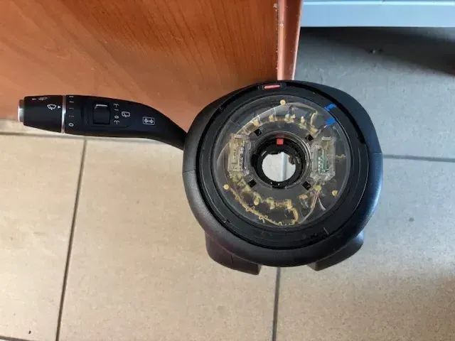 PRZEŁĄCZNIK ZESPOLONY MANETKA MERCEDES W246 A2469000911