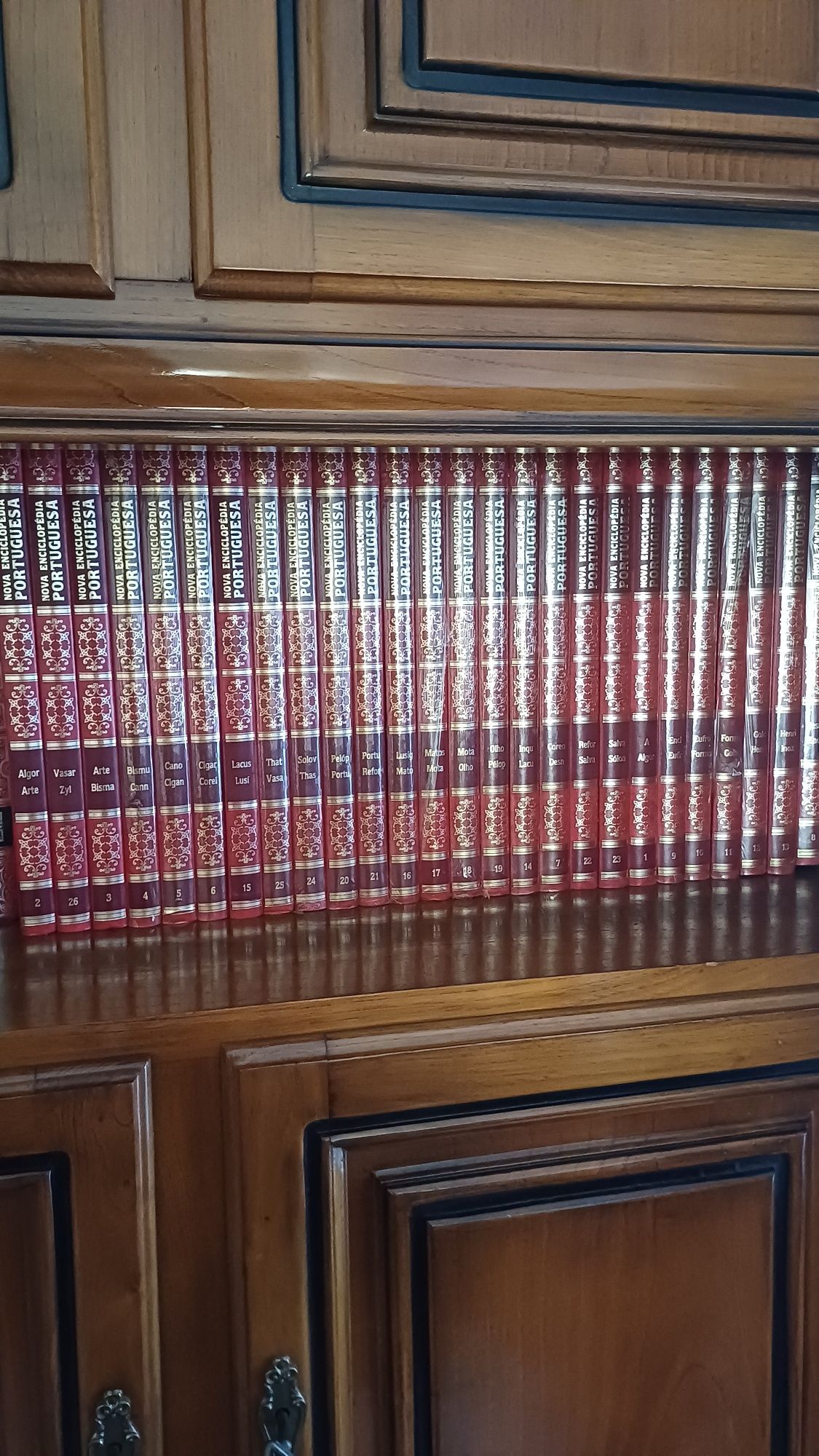 Enciclopédias Portuguesas
