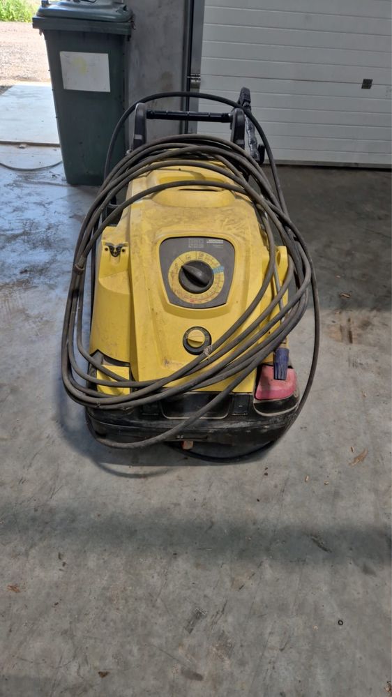 Myjka Cisnienowa Karcher Ciepla Woda