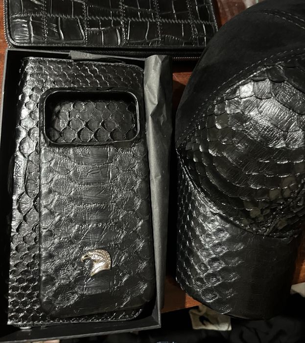 Чехол Stefano Ricci на IPhone 16,17 pro max