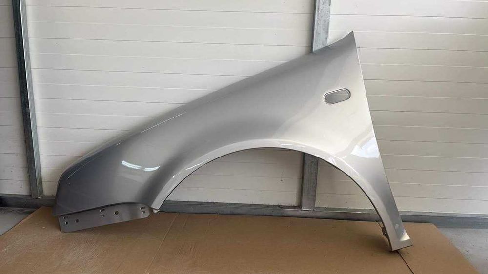 Voklswagen Golf 4 IV - Błotnik - LA7W - Okazja/Nowy Lewy