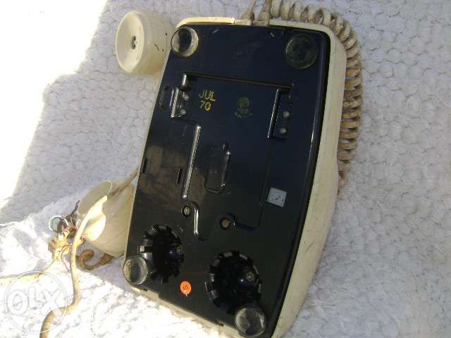 2 Telefones antigos - 1970 e 1974