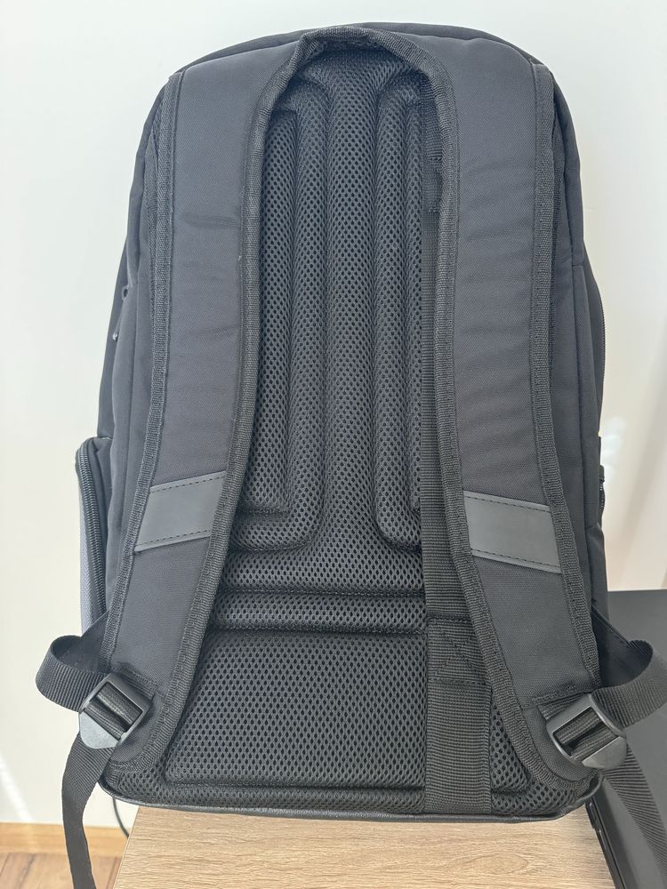 Plecak do laptopa 17” TARGUS